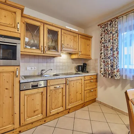 Hollandia Apartment *