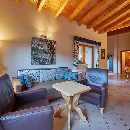 Apartment Hollandia *
